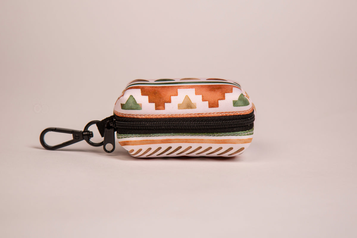 Kotbeutelspender beige sand geometrisches Muster