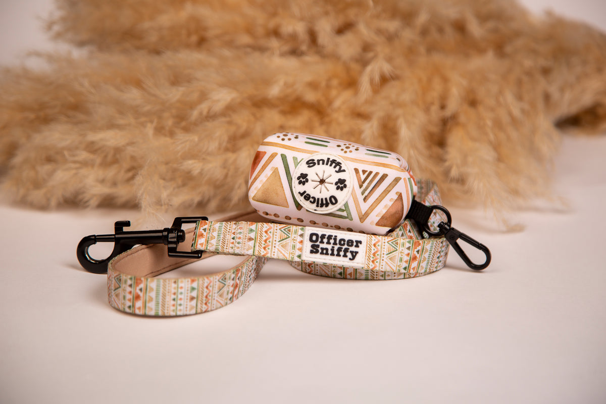 Kotbeutelspender beige sand geometrisches Muster